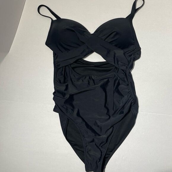 One Piece Cutout Swimsuit Black Size L New Without Tags - Picture 1 of 5